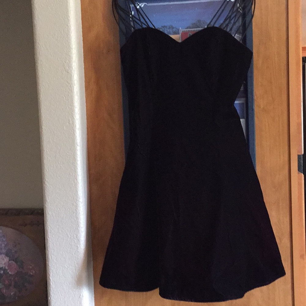 Size 9/10 black party dress